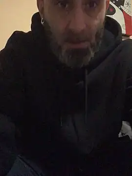 josueswvillaA1 online show from December 3, 2025, 8:08 pm