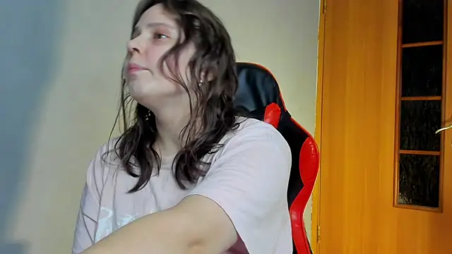 Snapshot of _lisacute chatting on January 17, 2025, 4:57 pm lisacute online show from January 17, 2025, 4:57 pm