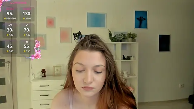 Snapshot of MiaVixxen chatting on December 5, 2025, 4:22 am MiaVixxen online show from December 5, 2025, 4:22 am