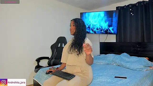 Snapshot of madisonbrunette chatting on October 22, 2025, 7:57 pm madisonbrunette online show from October 22, 2025, 7:57 pm