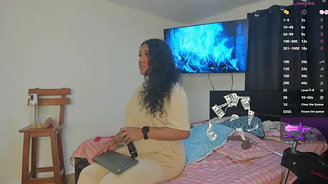 madisonbrunette online show from November 15, 2025, 4:49 am