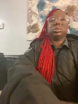 Snapshot of DamnBubbles chatting on February 8, 2025, 9:36 pm DamnBubbles online show from February 8, 2025, 9:36 pm