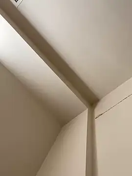 Snapshot of DamnBubbles chatting on January 17, 2025, 8:22 pm DamnBubbles online show from January 17, 2025, 8:22 pm