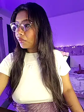 Snapshot of PaulaOrtiz_1 chatting on October 6, 2025, 1:01 pm PaulaOrtiz 1 online show from October 6, 2025, 1:01 pm