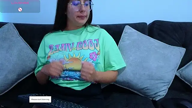 Snapshot of Gretta_Hot chatting on February 17, 2025, 9:00 pm Gretta Hot online show from February 17, 2025, 9:00 pm