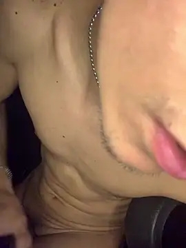 Snapshot of gabrielzinnnn085 chatting on October 3, 2025, 2:15 am gabrielzinnnn085 online show from October 3, 2025, 2:15 am