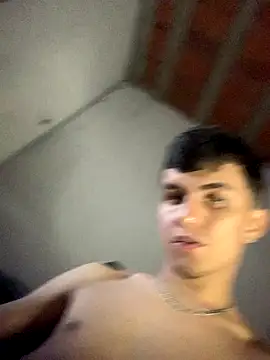 Snapshot of gabrielzinnnn085 chatting on October 12, 2025, 7:48 pm gabrielzinnnn085 online show from October 12, 2025, 7:48 pm