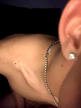 Snapshot of gabrielzinnnn085 chatting on October 18, 2025, 2:57 am gabrielzinnnn085 online show from October 18, 2025, 2:57 am