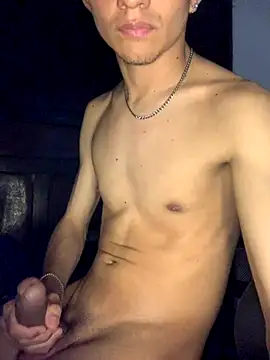 Snapshot of gabrielzinnnn085 chatting on September 30, 2025, 4:07 am gabrielzinnnn085 online show from September 30, 2025, 4:07 am