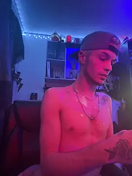 Snapshot of Trystan_Spellman chatting on March 4, 2026, 6:21 am Trystan Spellman online show from March 4, 2026, 6:21 am