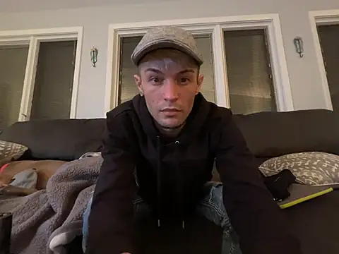 Snapshot of Trystan_Spellman chatting on April 5, 2026, 6:42 am Trystan Spellman online show from April 5, 2026, 6:42 am