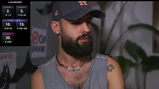 Snapshot of HairyRobxxx chatting on October 29, 2025, 4:28 pm HairyRobxxx online show from October 29, 2025, 4:28 pm