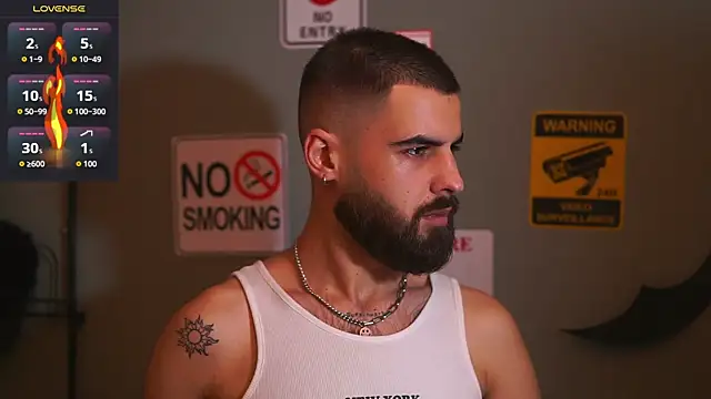 Snapshot of HairyRobxxx chatting on December 4, 2025, 4:28 pm HairyRobxxx online show from December 4, 2025, 4:28 pm