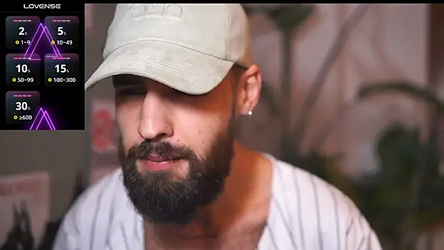 Snapshot of HairyRobxxx chatting on October 26, 2025, 4:18 pm HairyRobxxx online show from October 26, 2025, 4:18 pm