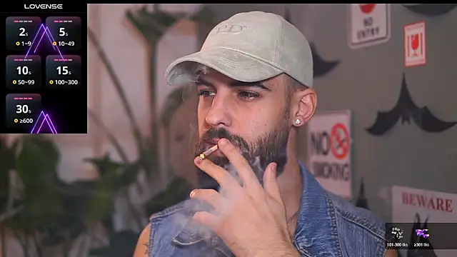 Snapshot of HairyRobxxx chatting on October 24, 2025, 3:11 pm HairyRobxxx online show from October 24, 2025, 3:11 pm