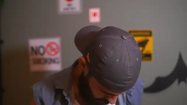 Snapshot of HairyRobxxx chatting on November 27, 2025, 10:32 pm HairyRobxxx online show from November 27, 2025, 10:32 pm