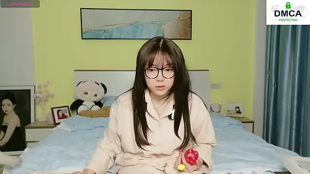 Chenjing0 online show from March 22, 2025, 1:08 pm