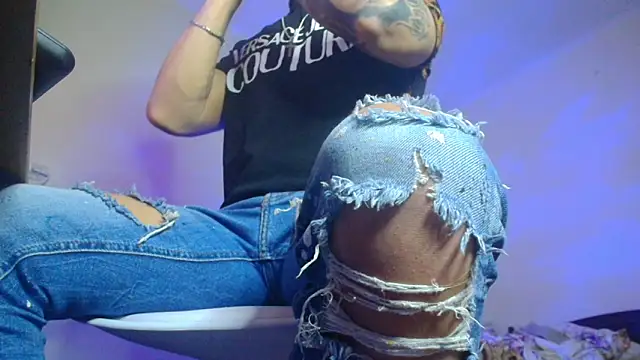 Snapshot of XanderCage99 chatting on March 3, 2025, 9:13 am XanderCage99 online show from March 3, 2025, 9:13 am