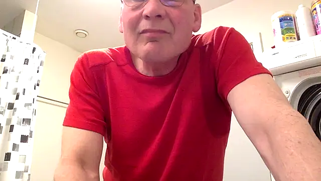 Snapshot of Parleg2 chatting on May 1, 2026, 6:24 pm Parleg2 online show from May 1, 2026, 6:24 pm