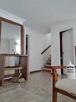 Snapshot of karina_warthon chatting on February 4, 2026, 5:30 pm karina warthon online show from February 4, 2026, 5:30 pm