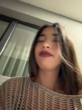 miaceleste online show from September 18, 2025, 11:41 pm