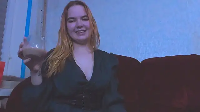 Snapshot of lia_lovelly chatting on December 31, 2024, 10:12 pm lia lovelly online show from December 31, 2024, 10:12 pm