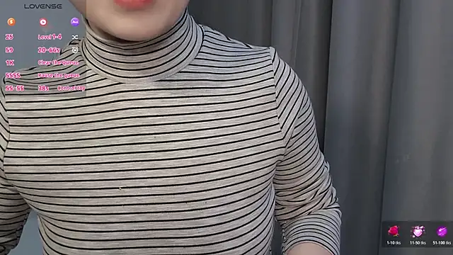 Snapshot of Lucky-xiuxiu chatting on November 30, 2025, 1:12 pm Lucky-xiuxiu online show from November 30, 2025, 1:12 pm