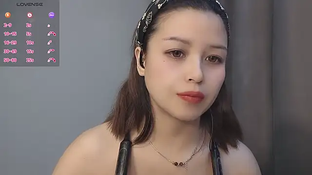 Snapshot of Lucky-xiuxiu chatting on December 3, 2025, 1:54 pm Lucky-xiuxiu online show from December 3, 2025, 1:54 pm