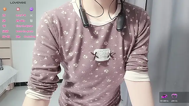 Snapshot of Lucky-xiuxiu chatting on November 7, 2025, 2:54 pm Lucky-xiuxiu online show from November 7, 2025, 2:54 pm