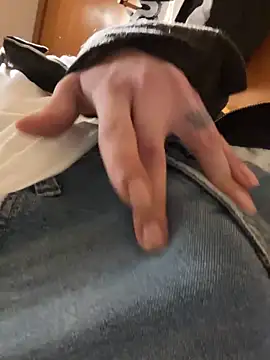 verici34 online show from December 14, 2025, 9:15 am