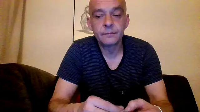Snapshot of horndude187187 chatting on January 22, 2025, 6:10 pm horndude187187 online show from January 22, 2025, 6:10 pm