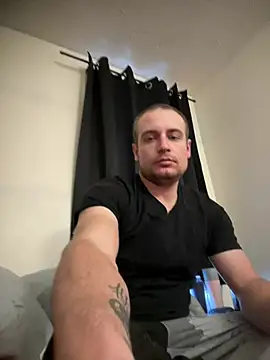 Golden Alex online show from January 3, 2025, 3:33 pm