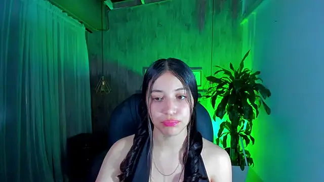 Brittany  18 online show from January 14, 2025, 7:32 pm