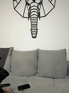 Mia-Fuchs online show from March 3, 2025, 10:10 pm