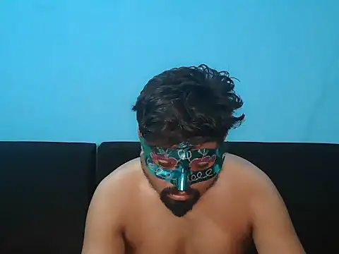 Desi Heat online show from April 20, 2026, 3:02 pm