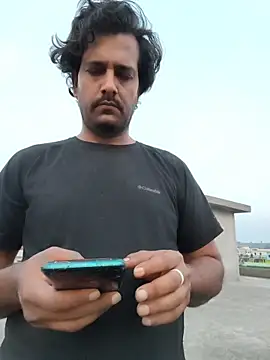 Snapshot of MAGNETICDADDY8 chatting on March 28, 2026, 1:01 pm MAGNETICDADDY8 online show from March 28, 2026, 1:01 pm