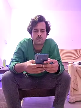 Snapshot of MAGNETICDADDY8 chatting on March 23, 2026, 4:40 pm MAGNETICDADDY8 online show from March 23, 2026, 4:40 pm