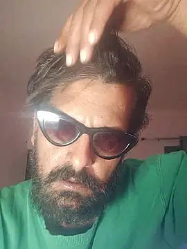 Snapshot of MAGNETICDADDY8 chatting on January 13, 2026, 10:30 am MAGNETICDADDY8 online show from January 13, 2026, 10:30 am