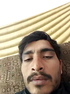 MAGNETICDADDY8 online show from November 27, 2025, 8:09 pm