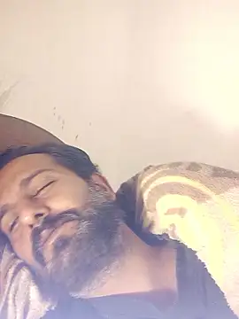 Snapshot of MAGNETICDADDY8 chatting on January 12, 2026, 1:23 am MAGNETICDADDY8 online show from January 12, 2026, 1:23 am