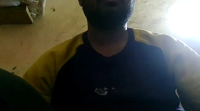 Snapshot of karishma736 chatting on March 16, 2025, 5:47 am karishma736 online show from March 16, 2025, 5:47 am