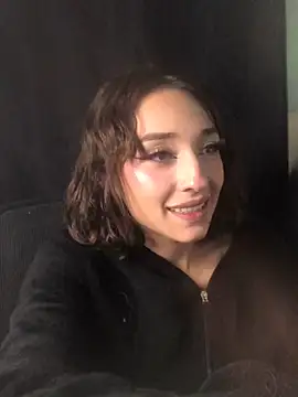 Snapshot of NickiYoung chatting on January 21, 2025, 8:19 am NickiYoung online show from January 21, 2025, 8:19 am