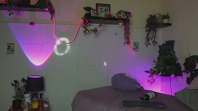 Snapshot of bri_cullen chatting on April 4, 2026, 1:12 am bri cullen online show from April 4, 2026, 1:12 am