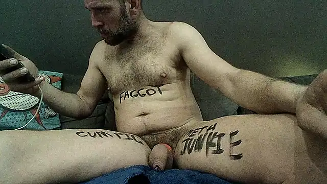 Snapshot of torontofag2use chatting on February 28, 2026, 5:40 am torontofag2use online show from February 28, 2026, 5:40 am