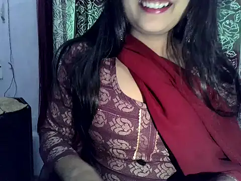 SIYA MAVI online show from November 20, 2025, 3:40 am