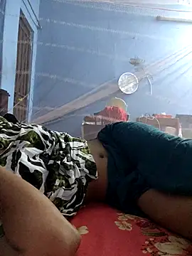 Snapshot of 124pakhi chatting on April 17, 2026, 8:00 pm 124pakhi online show from April 17, 2026, 8:00 pm