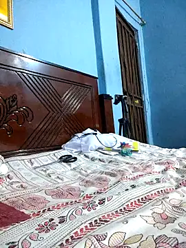 Snapshot of 124pakhi chatting on April 3, 2026, 1:17 pm 124pakhi online show from April 3, 2026, 1:17 pm