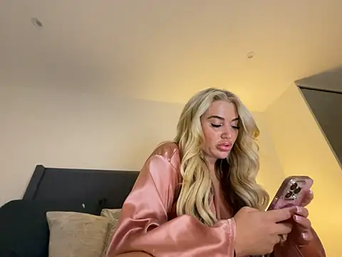 Snapshot of TastyTiffanyy chatting on January 30, 2025, 12:07 am TastyTiffanyy online show from January 30, 2025, 12:07 am