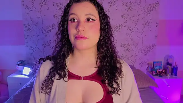 Charlotte  Miller online show from March 20, 2026, 11:44 am