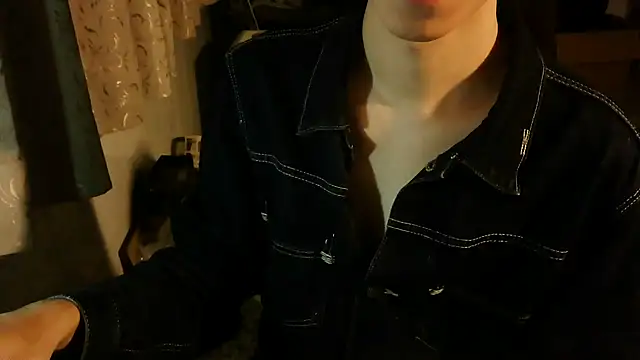 Snapshot of KYU890428 chatting on December 21, 2025, 6:20 pm KYU890428 online show from December 21, 2025, 6:20 pm